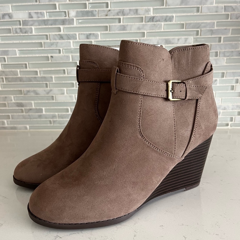 Market & Spruce Serah Suede Booties 8W